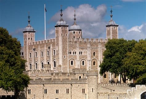 the tower of london in tudor times|history of the tower of london.